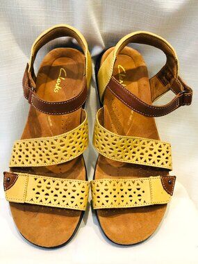 Clarks Mustard Yellow Sandals Contour Cushion Leather Upper Size 6.5